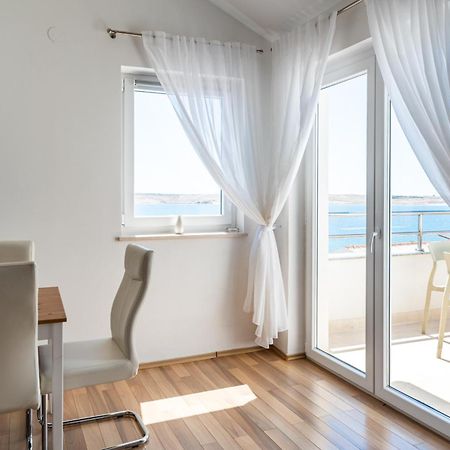 Apartments Barbati Novalja Exterior photo